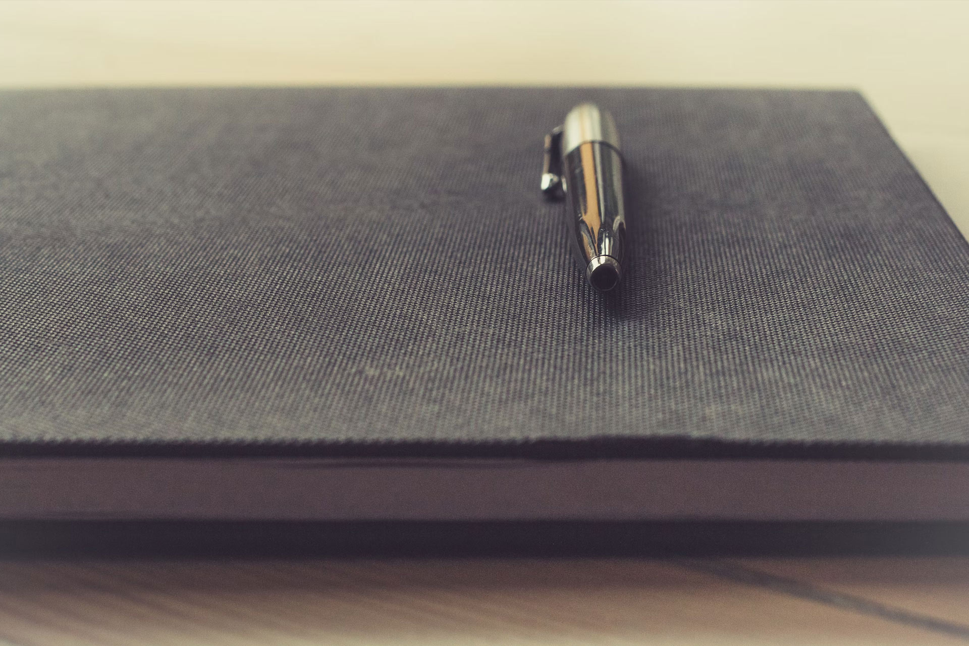 Testamentsvollstrecker Bühnenbild